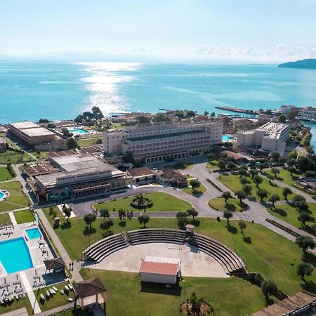 Messonghi Beach Holiday Resort Moraḯtika Luaran gambar