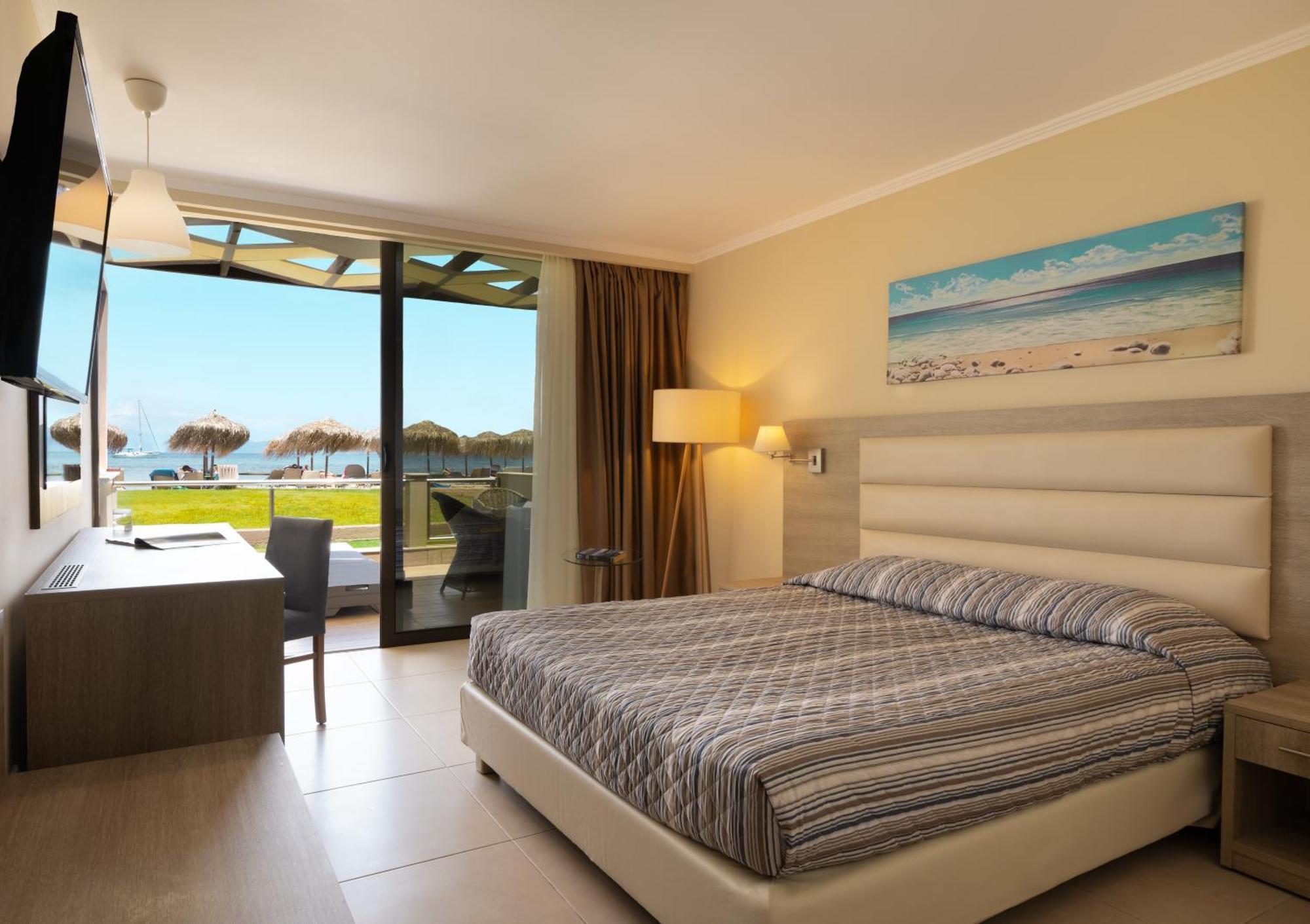 Messonghi Beach Holiday Resort Moraḯtika Luaran gambar