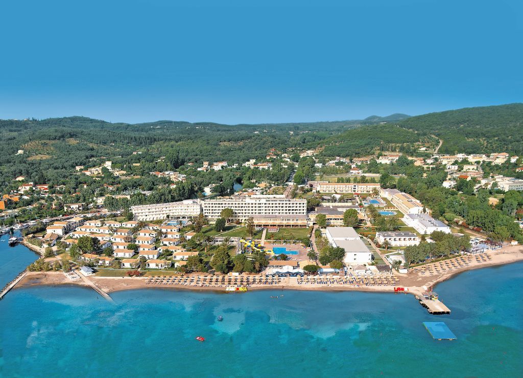 Messonghi Beach Holiday Resort Moraḯtika Luaran gambar