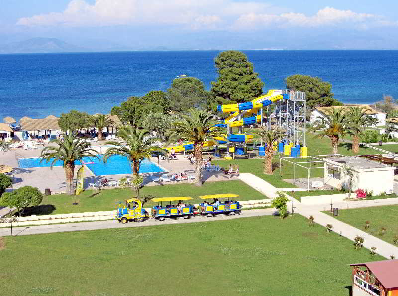 Messonghi Beach Holiday Resort Moraḯtika Luaran gambar