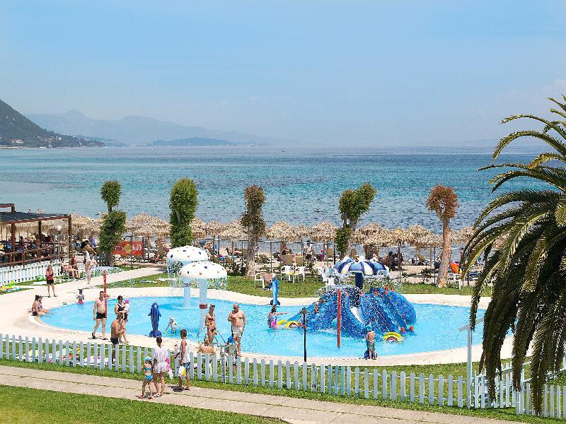 Messonghi Beach Holiday Resort Moraḯtika Luaran gambar